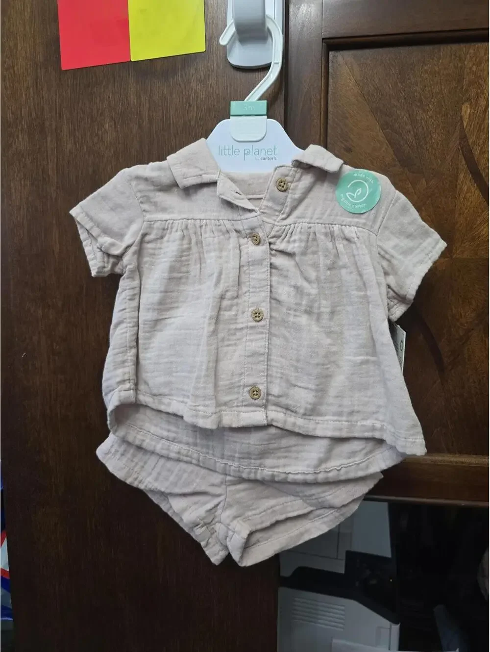 3m brand new little planet by carter's shorts.Outfit set item 465